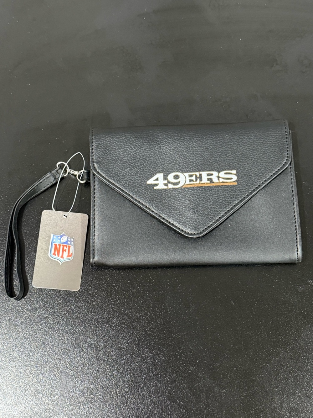 NWT San Francisco 49ers NFL Black Envelope Wristlet Clutch Wallet
